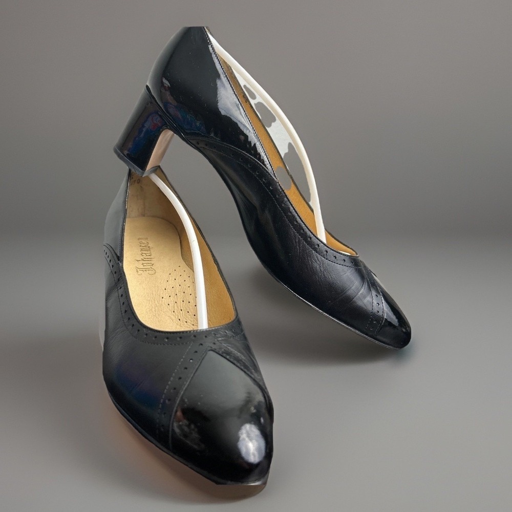 Johansen Women's Heels Sz 8 Black Leather Patent Cap Toe Pumps Dress Shoes Vtg